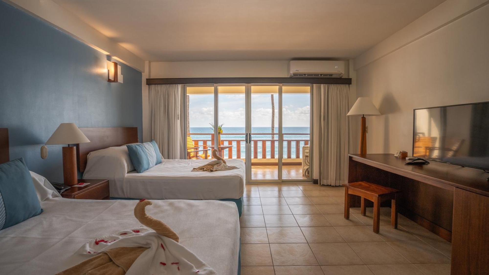 Tango Mar Beachfront Boutique Hotel & Villas Tambor  Room photo