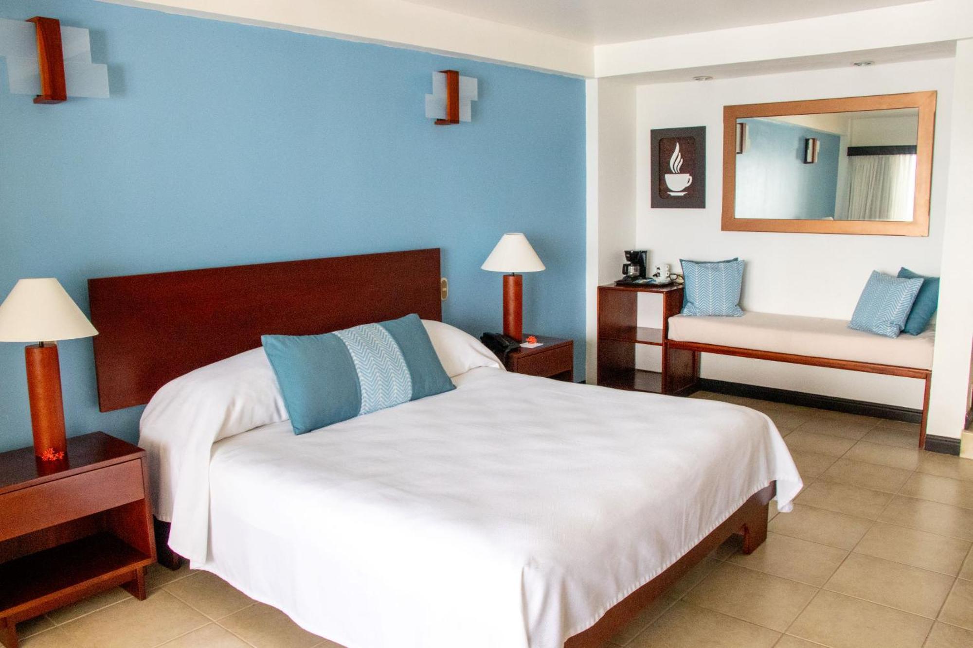 Tango Mar Beachfront Boutique Hotel & Villas Tambor  Room photo